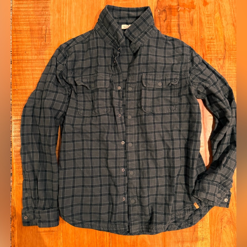 Two (2) Tentree Kapok flannel shirts Large green blue black